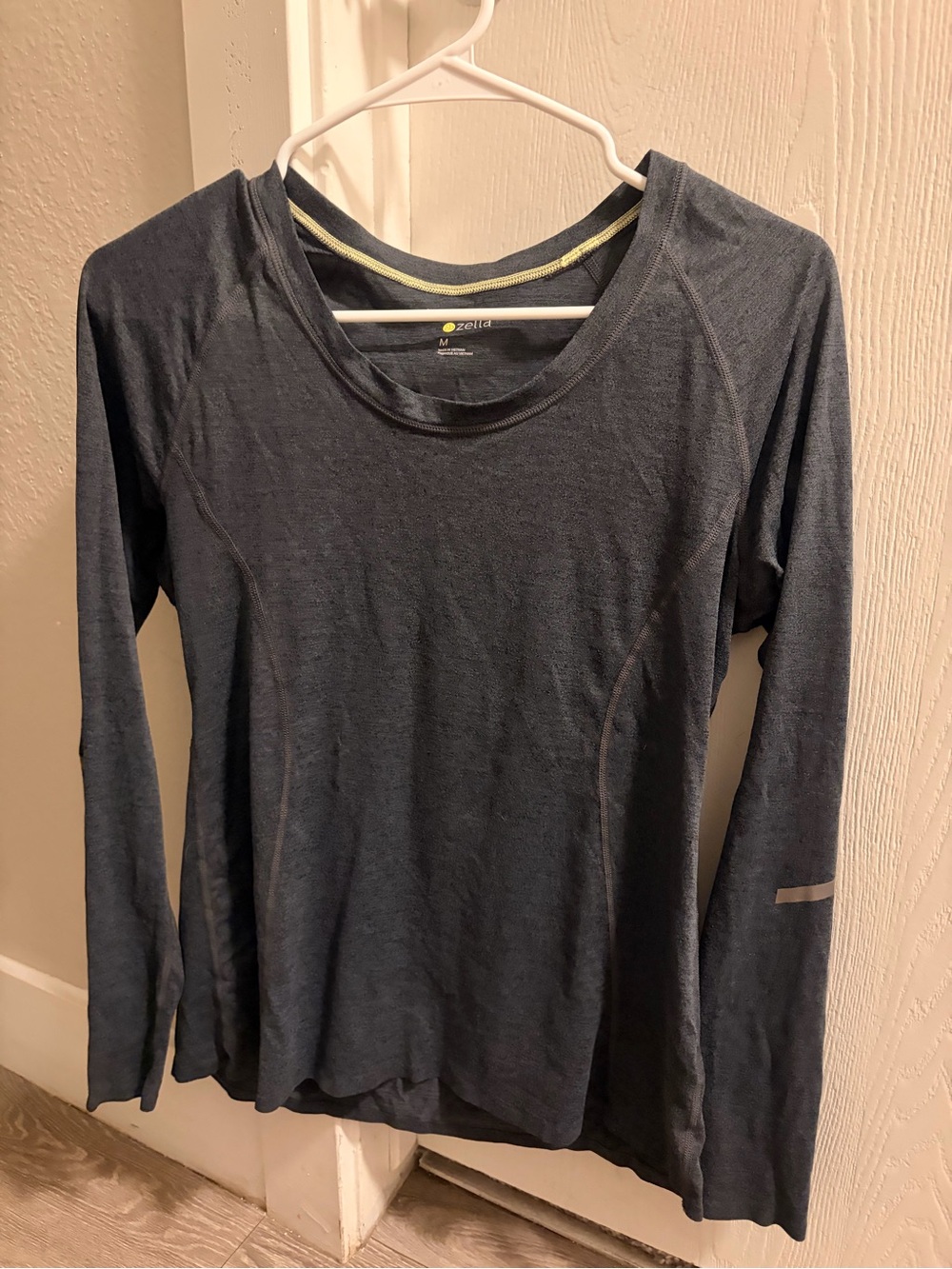 Zella Women's Long Sleeve Scoop Neck Top - Dark Gret with Lime Trim
